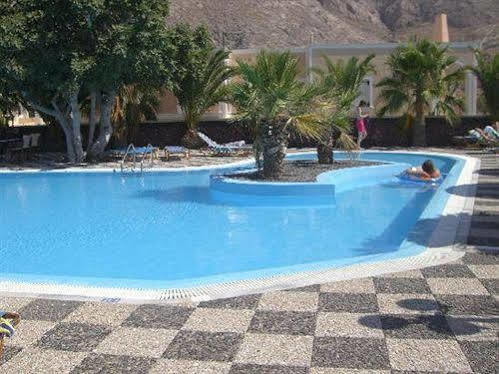 Aparthotel San Efrem à Períssa Extérieur photo